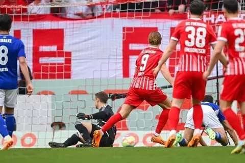 الدوري الألماني.. فرايبورج يتفوق على فولفسبورج.. ويونيون برلين يخطف فوزًا قاتلًا